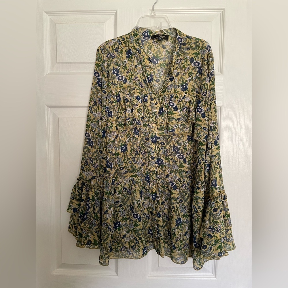 Suzanne Betro size Medium Lightweight Yellow Blouse with Green and Blue Floral